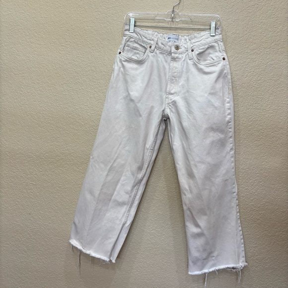 Zara Jeans White Denim Raw Hem The Grunge Pants Women’s 6 - Picture 3 of 13